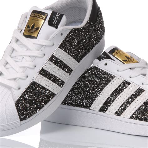 adidas superstar schwarz mit glitzer streifen|Adidas Superstar.